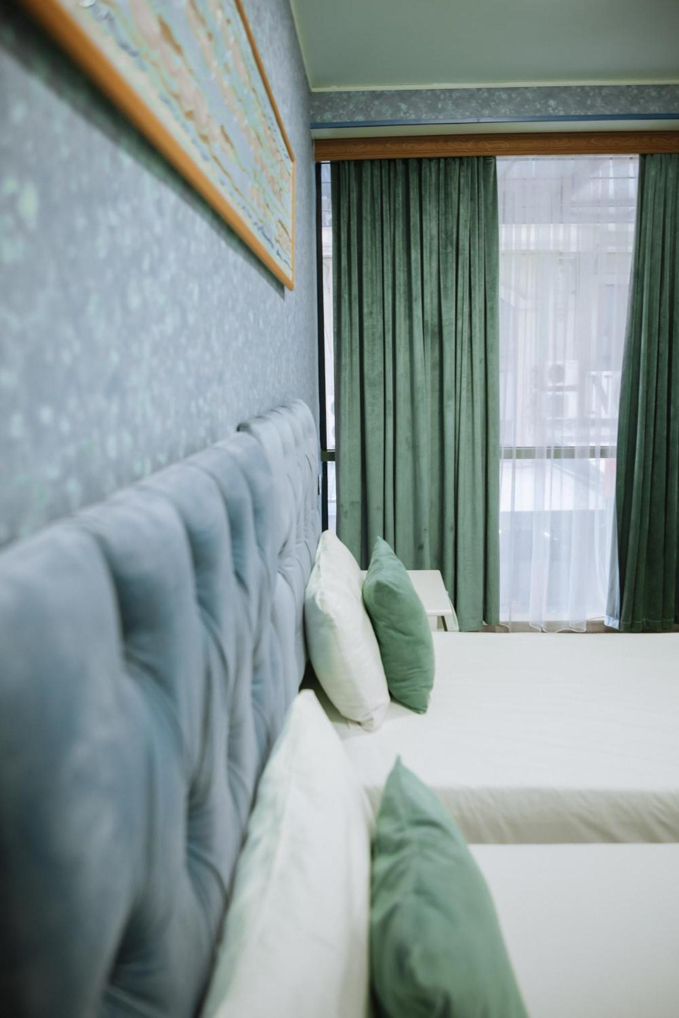 Address Hotel Баку Экстерьер фото